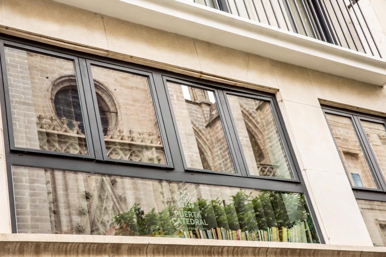 Puerta Catedral Suites Sevilla Bagian luar foto